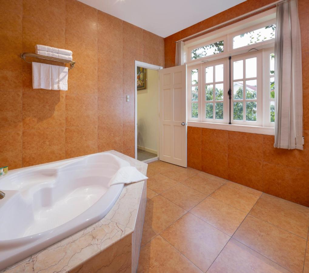 Hidden Mansions Saigon Resort Ho Chi Minh City Bagian luar foto